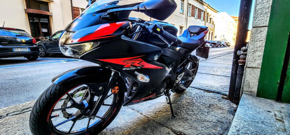 Suzuki GSX R 125 (2017 - 20) (3)