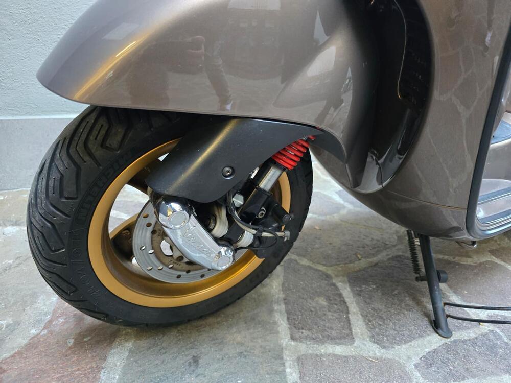 Vespa GTS 300 Super (2008 - 16) (5)