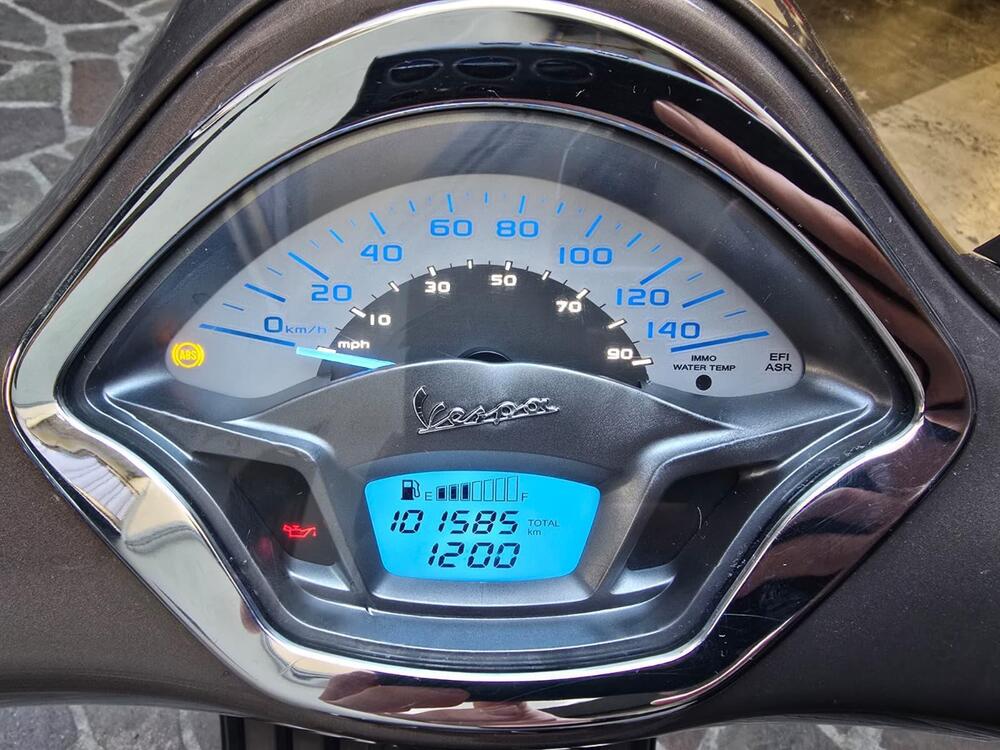 Vespa GTS 300 Super (2008 - 16) (9)