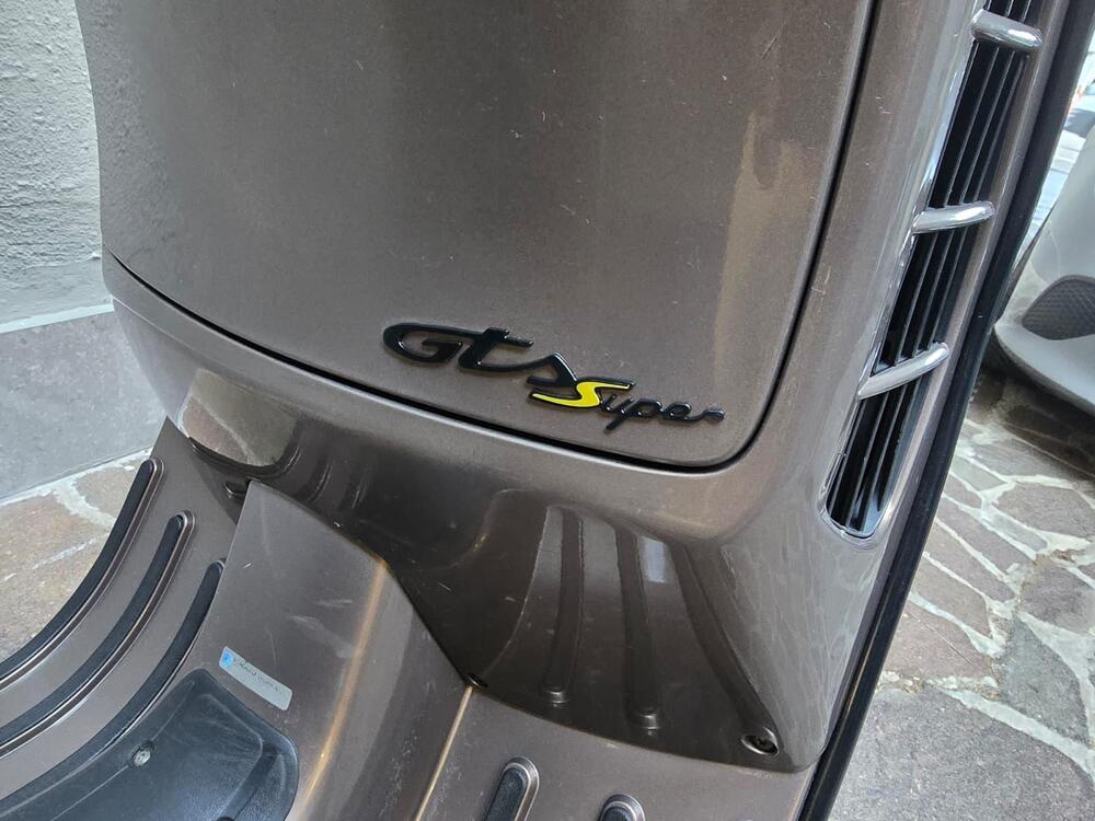 Vespa GTS 300 Super (2008 - 16) (12)