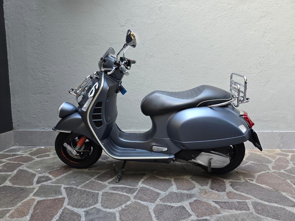 Vespa Sei Giorni 300 (2017 - 19) (2)