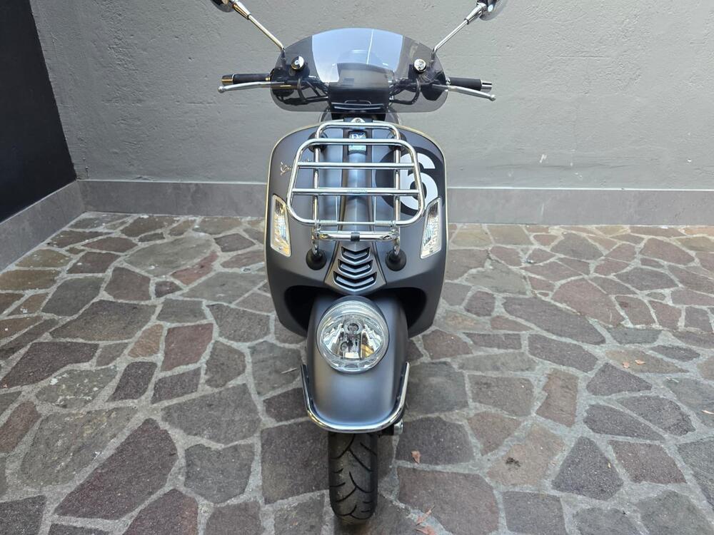 Vespa Sei Giorni 300 (2017 - 19) (4)
