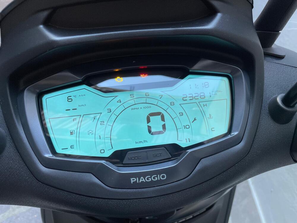 Piaggio Beverly 400 ABS-ASR (2021 - 24) (10)