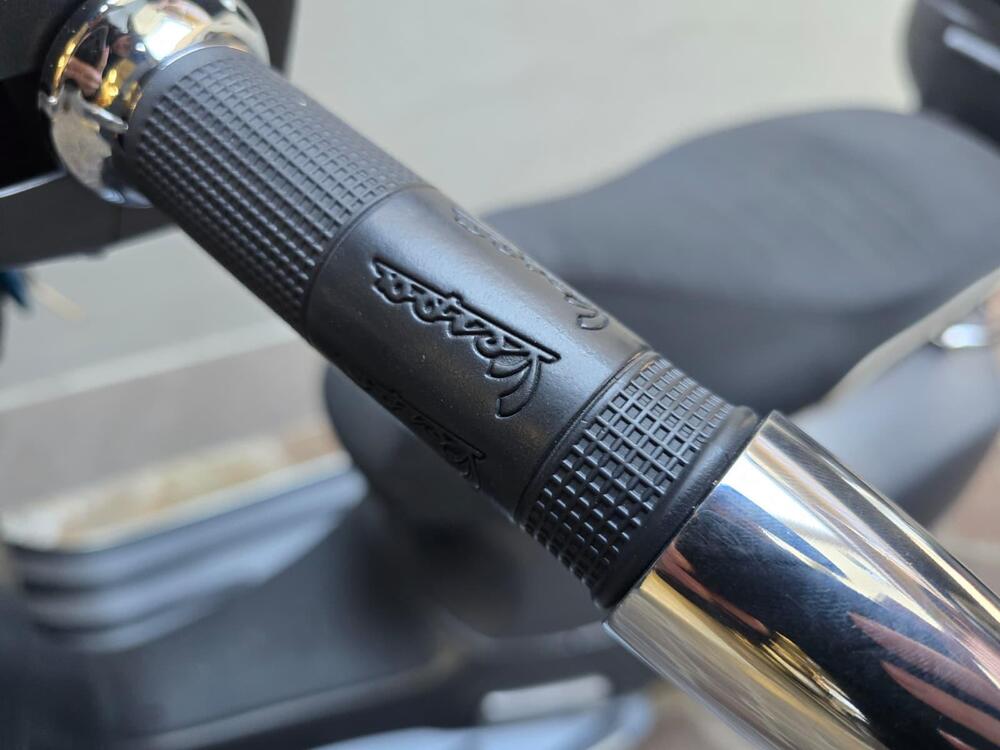 Vespa GTS 300 Hpe (2021 - 22) (7)