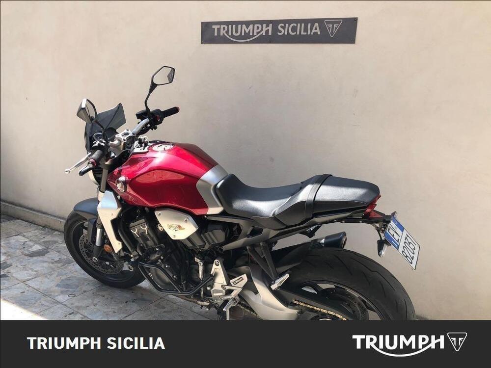 Honda CB 1000 R (2021 - 25) (6)