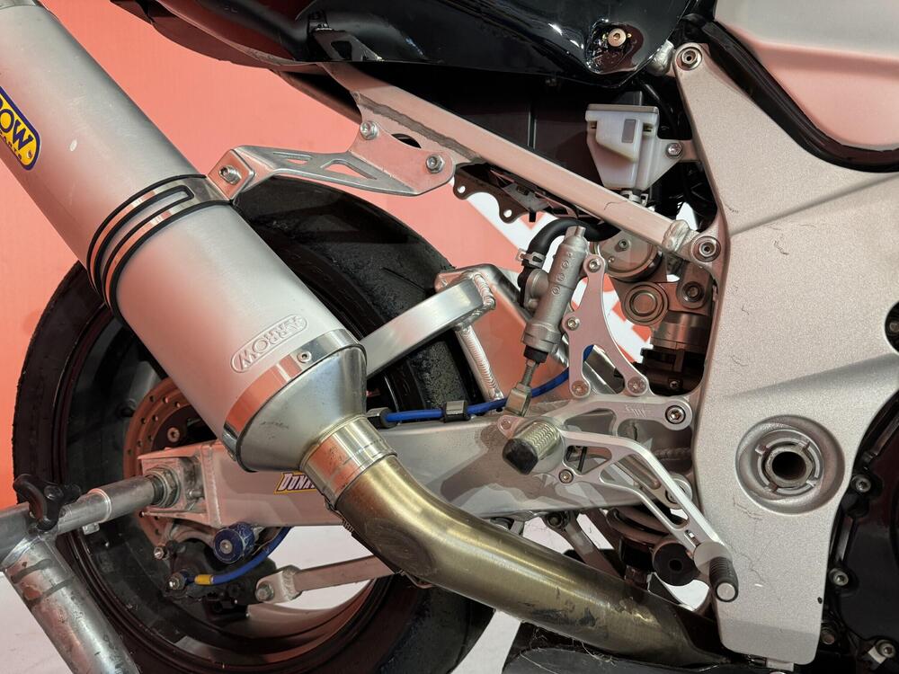 Suzuki GSX R 750 (1998) (6)