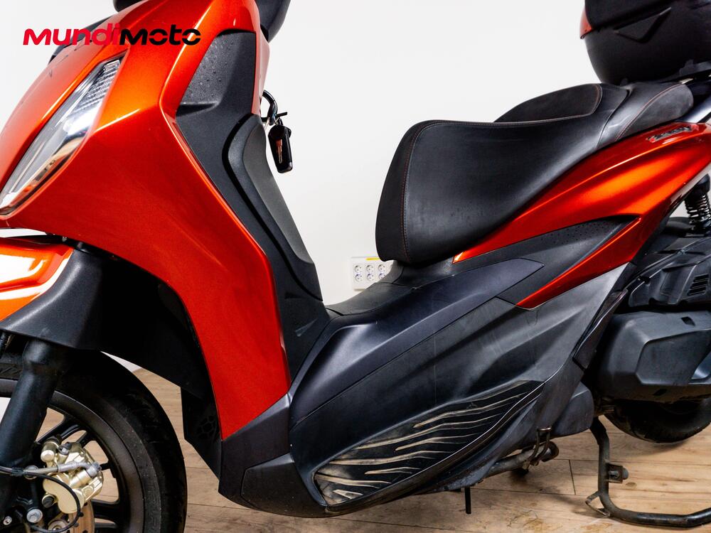 Piaggio Beverly 400 S (2025) (9)