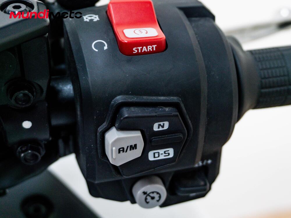 Honda NT 1100 DCT Electronic Suspension (2025) (14)