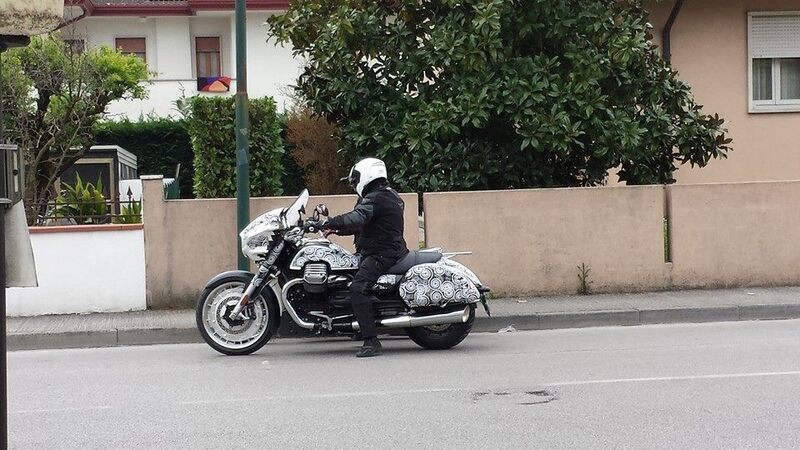 Moto Guzzi California in versione Bagger