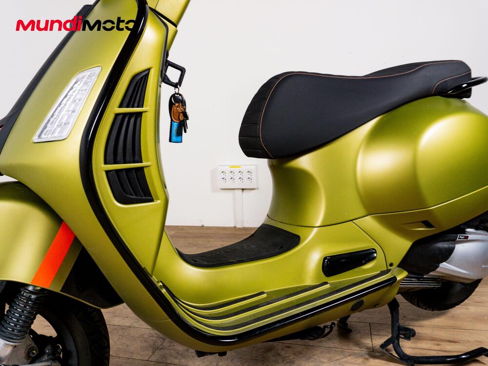 Vespa GTS 300 Super (2017 - 18) (9)