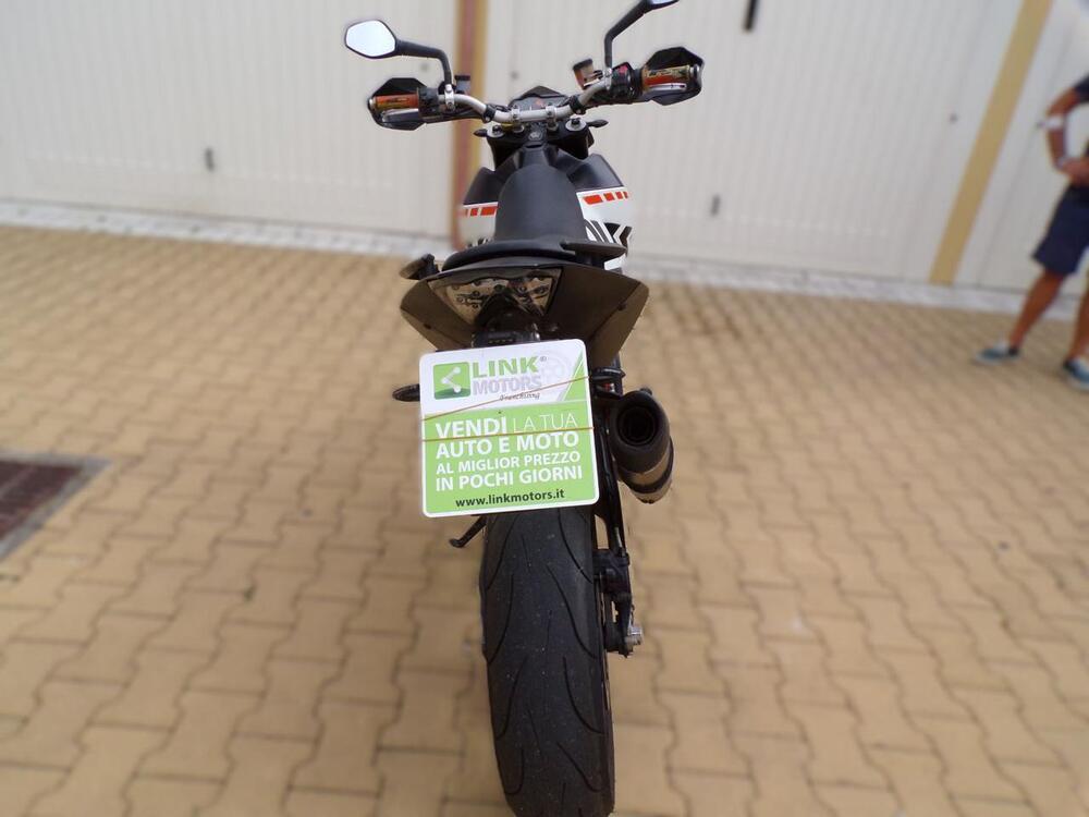 KTM 690 Duke R (2010 - 15) (9)