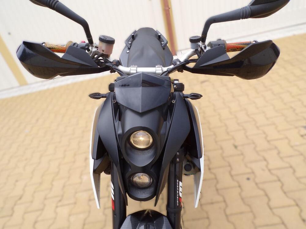 KTM 690 Duke R (2010 - 15) (40)