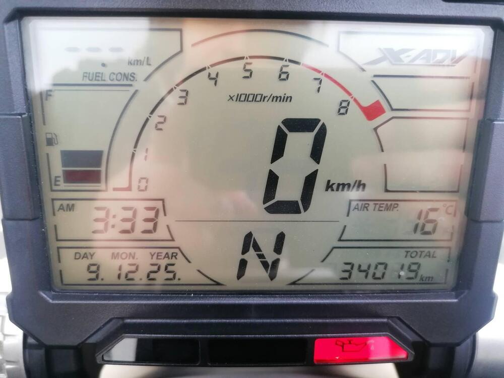 Honda X-ADV 750 (2017) (6)