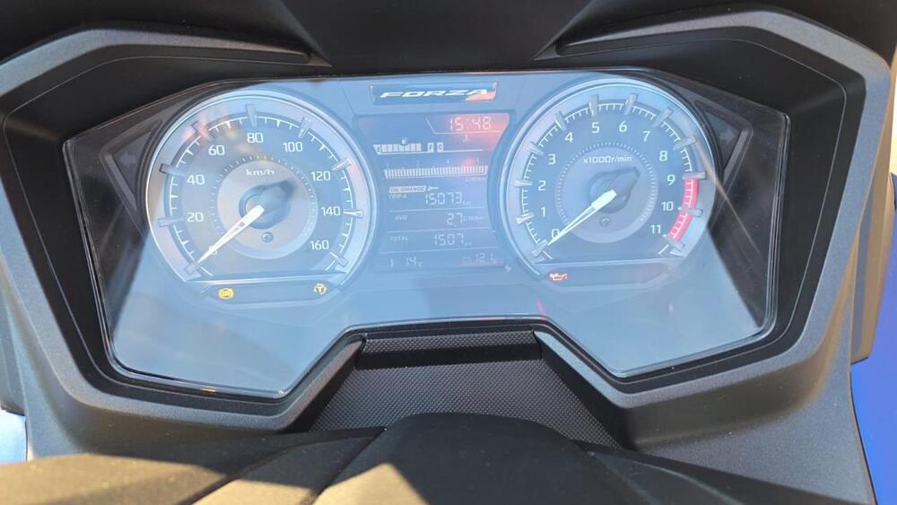 Honda Forza 350 Deluxe (2022 - 24) (5)