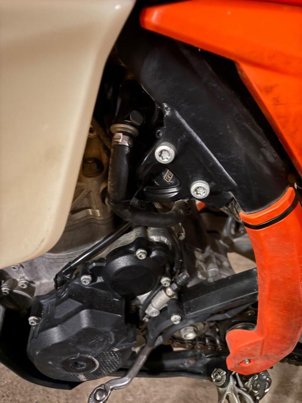 KTM 350 EXC-F (2024) (4)