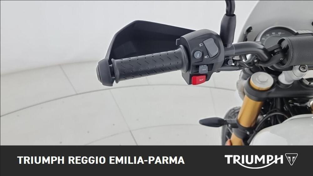 Triumph Scrambler 400 XC (2025) (11)