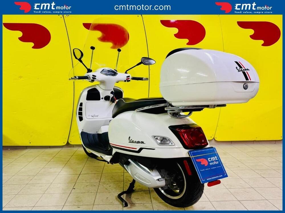 Vespa GTS 300 Super Sport Hpe (2019) (4)