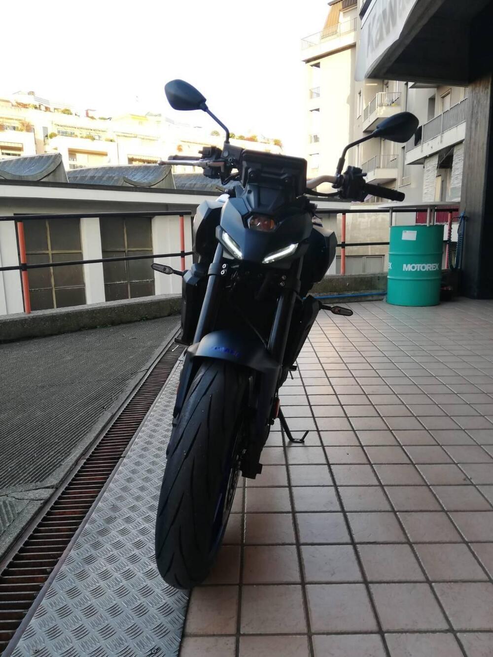 Yamaha MT-07 Y-AMT (2025) (8)