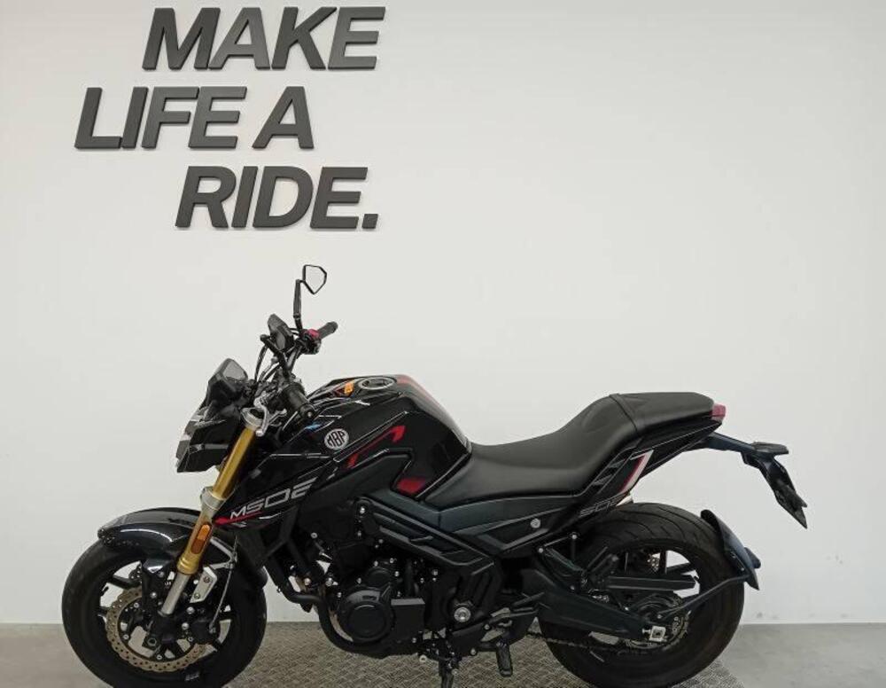 MBP M502N (2022 - 24) (2)