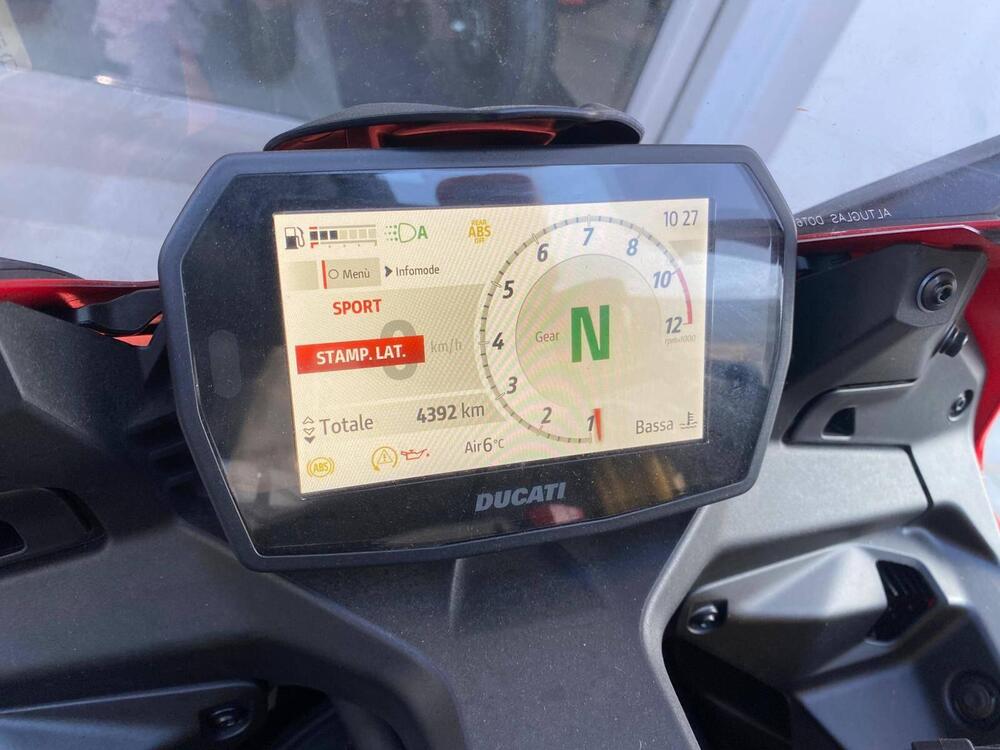 Ducati Panigale V2 S (2025) (3)