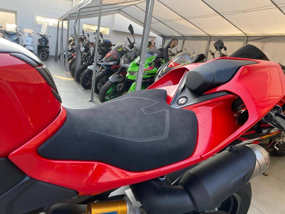 Ducati Panigale V2 S (2025) (14)