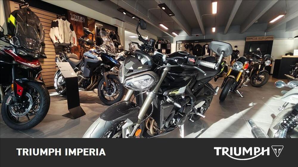 Triumph Street Triple 765 RS (2023 - 25) (4)