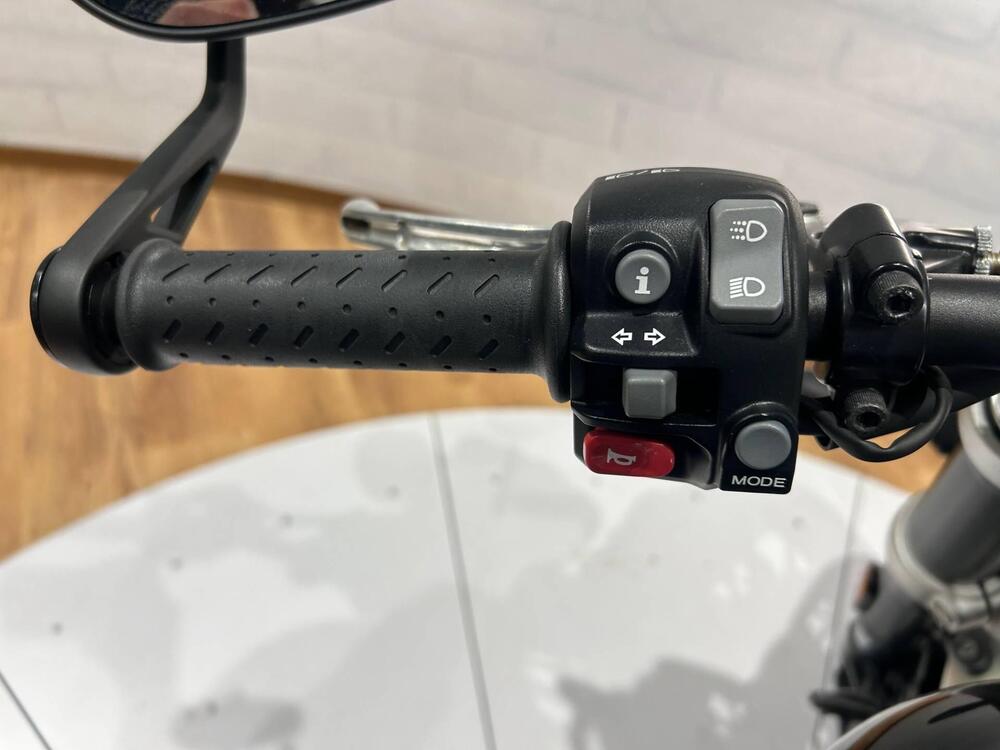 Triumph Speed Twin 1200 (2021 - 24) (7)