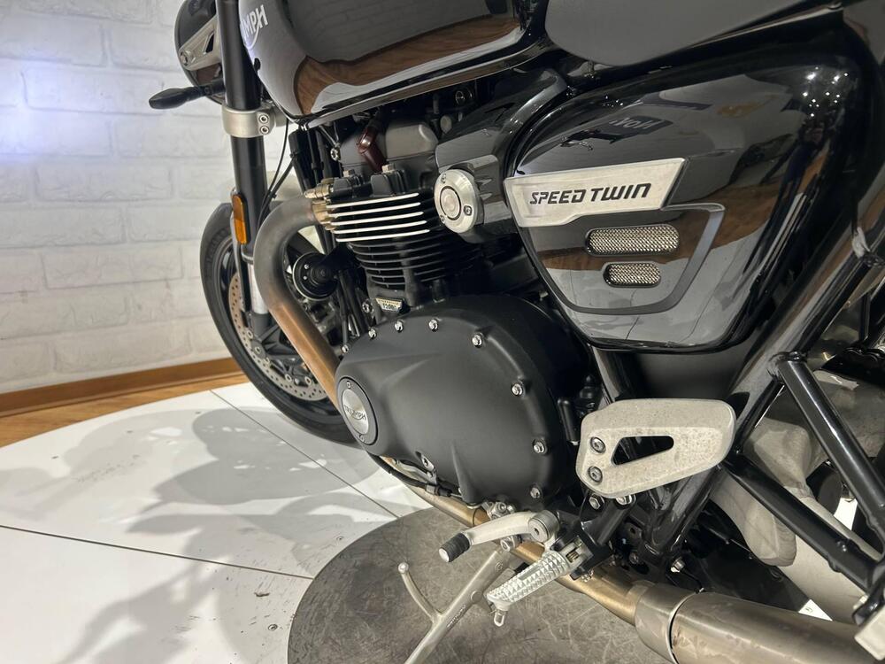Triumph Speed Twin 1200 (2021 - 24) (11)