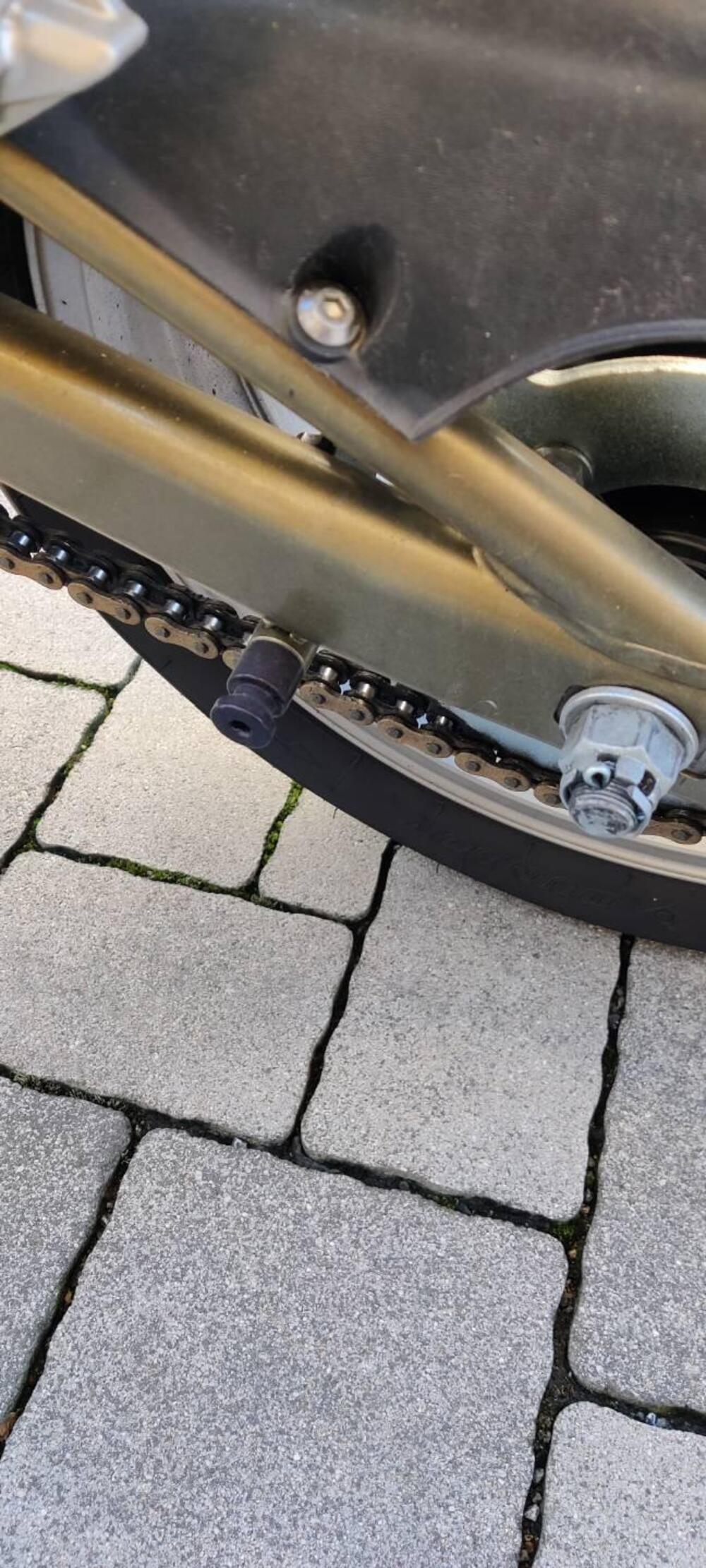 Kawasaki ER-6N (2005 - 08) (7)