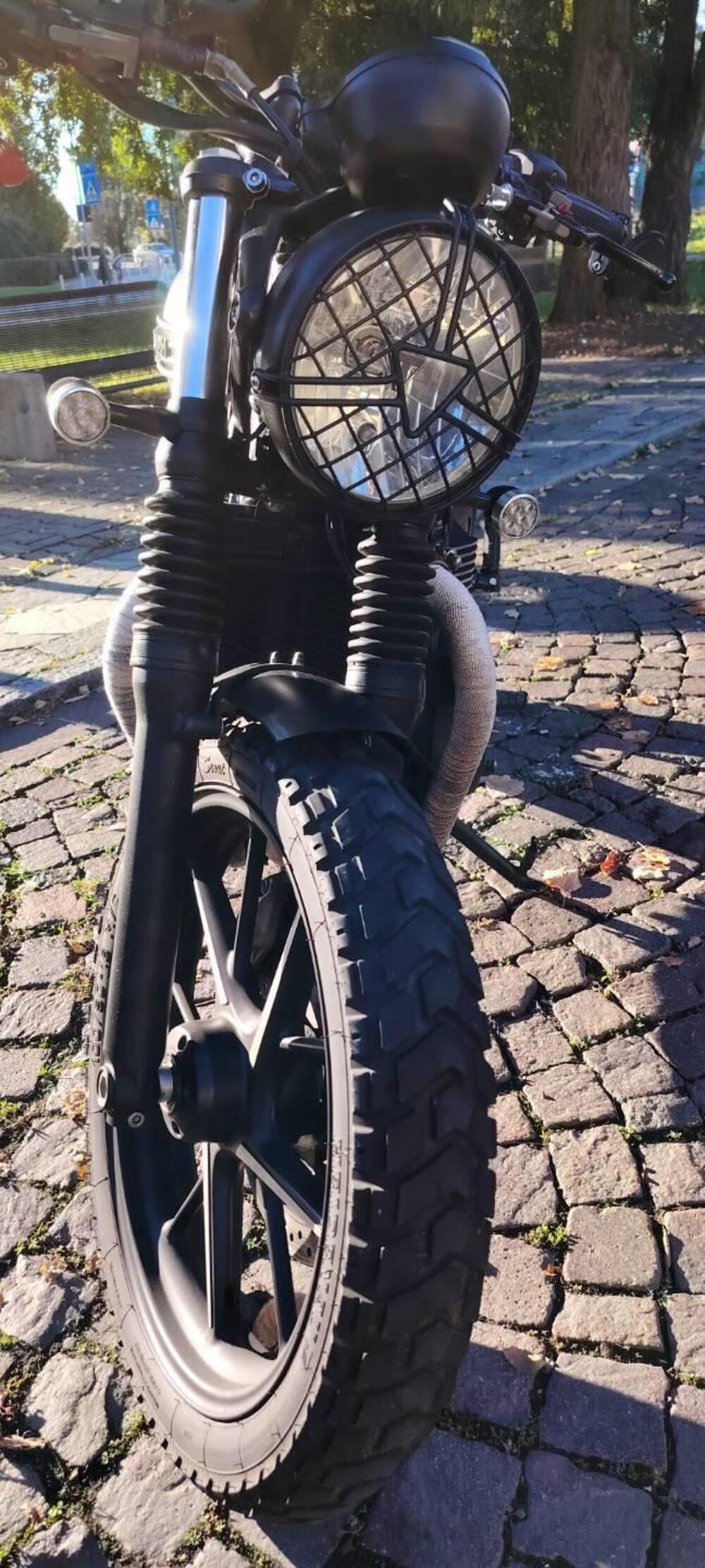 Triumph Street Twin 900 (2019 - 20) (3)