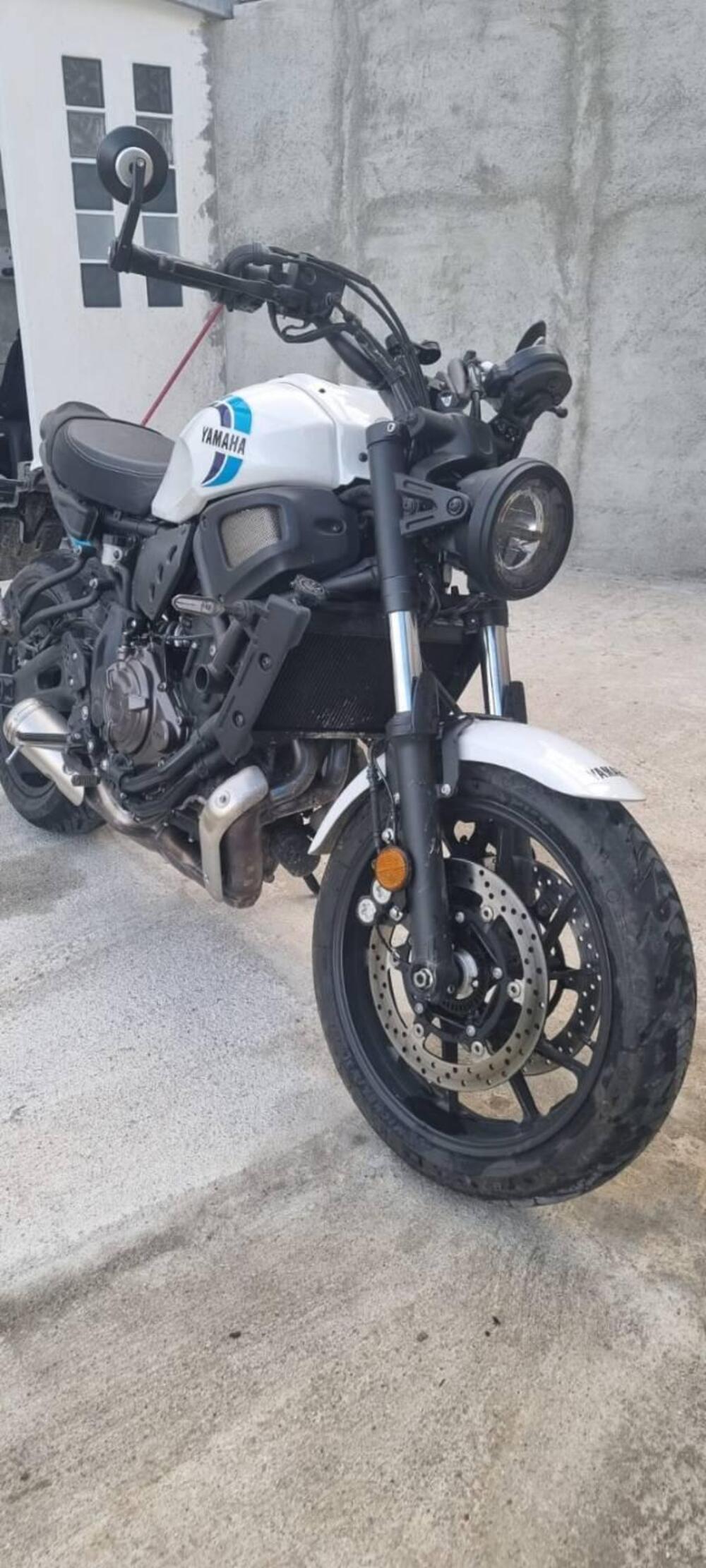 Yamaha XSR 700 (2022 - 25) (3)