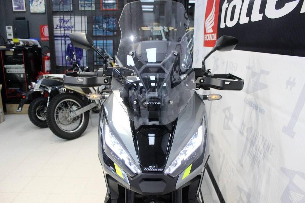 Honda X-ADV 750 DCT (2021 - 24) (4)