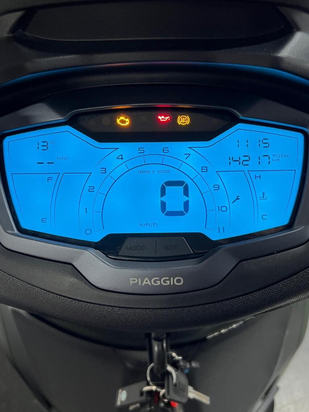 Piaggio Beverly 400 S ABS-ASR (2021 - 24) (9)