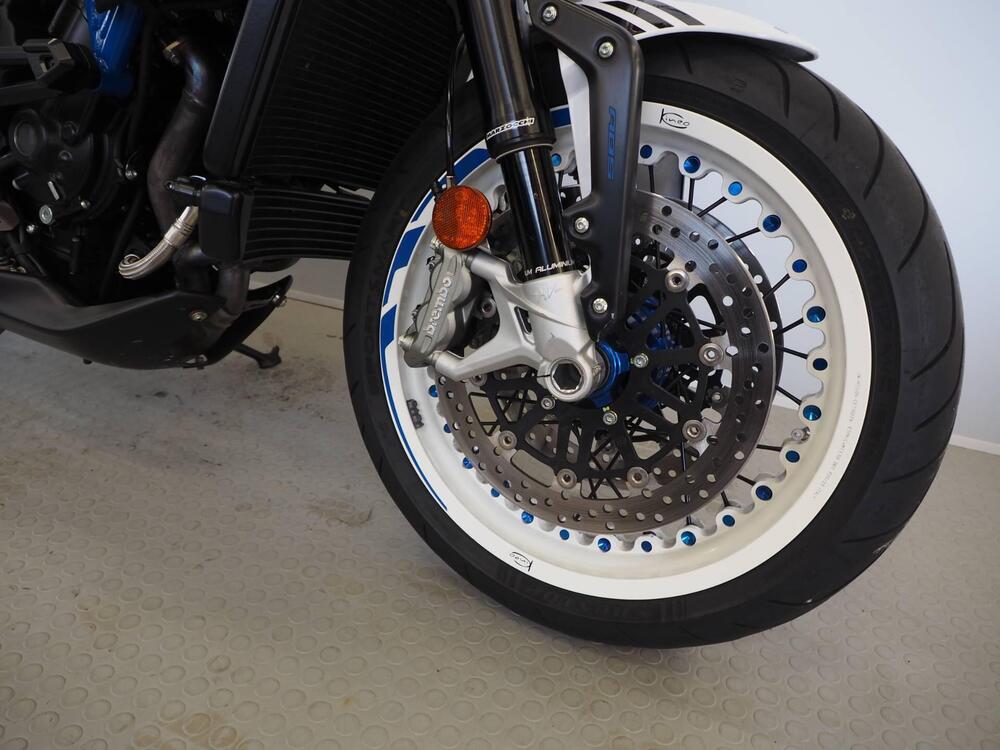 MV Agusta Dragster 800 RR Pirelli (2019) (4)