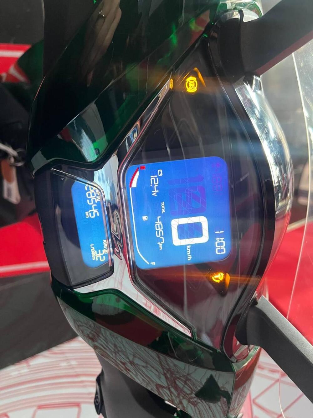 Honda SH 150i Vetro (2024 - 25) (10)