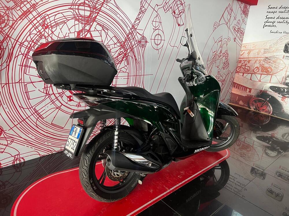 Honda SH 150i Vetro (2024 - 25) (8)