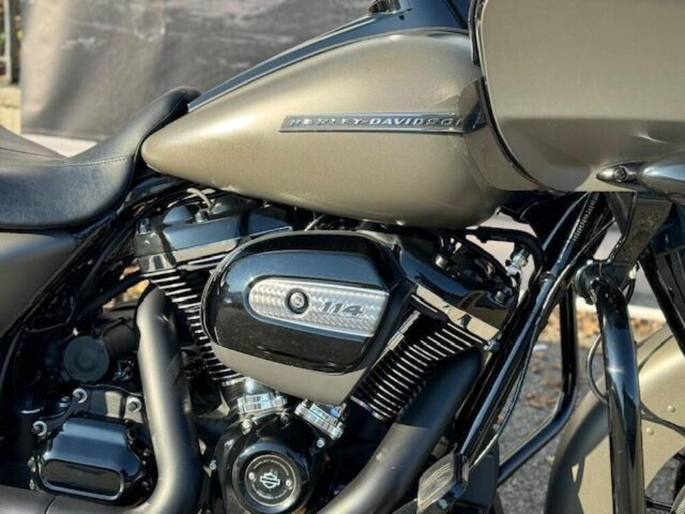 Harley-Davidson 114 Road Glide Special (2019 - 20) - FLTRXS (2)