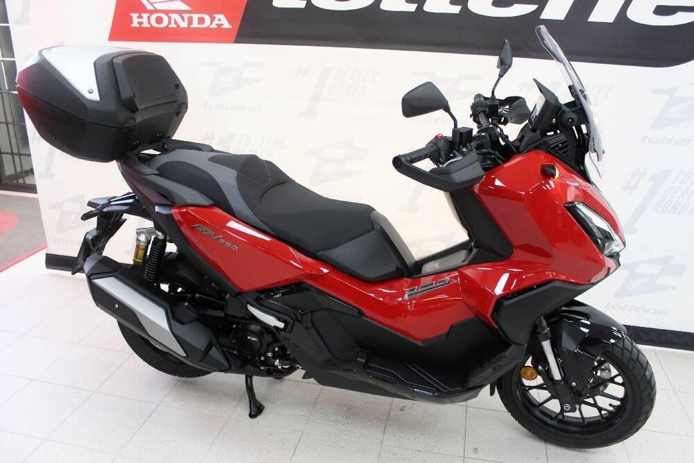 Honda ADV 350 (2025) (3)