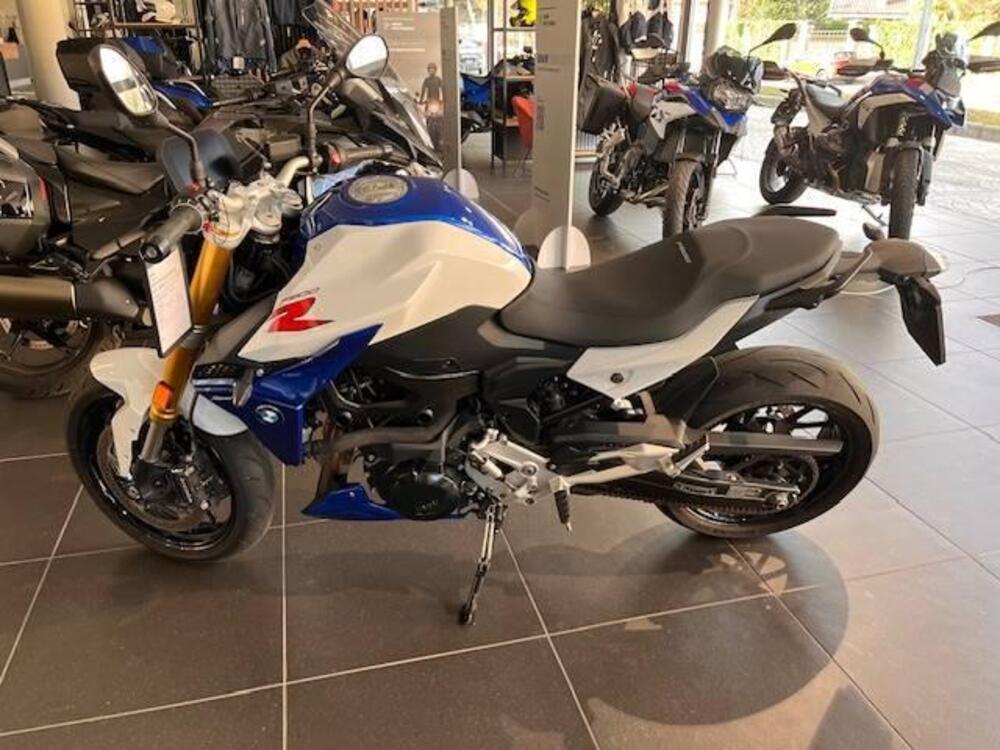 Bmw F 900 R (2021 - 24) (3)