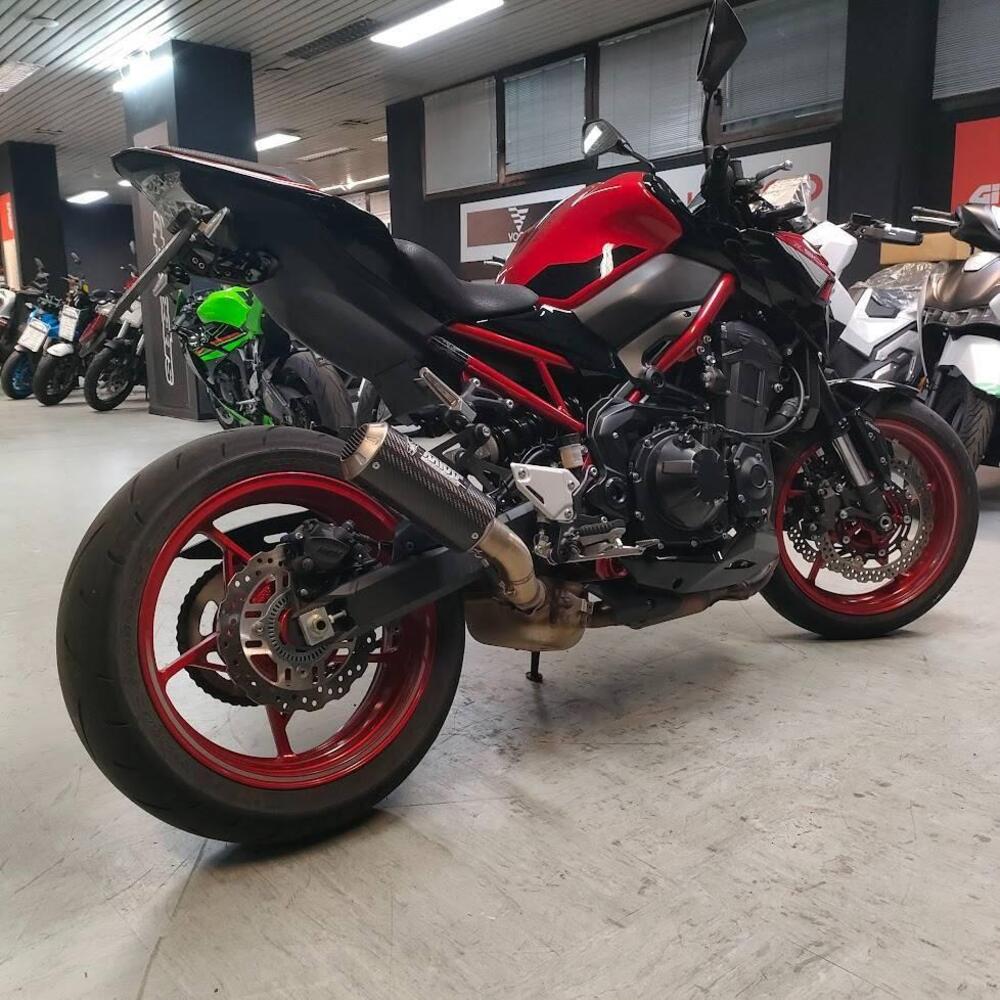 Kawasaki Z 900 (2025 - 26) (3)