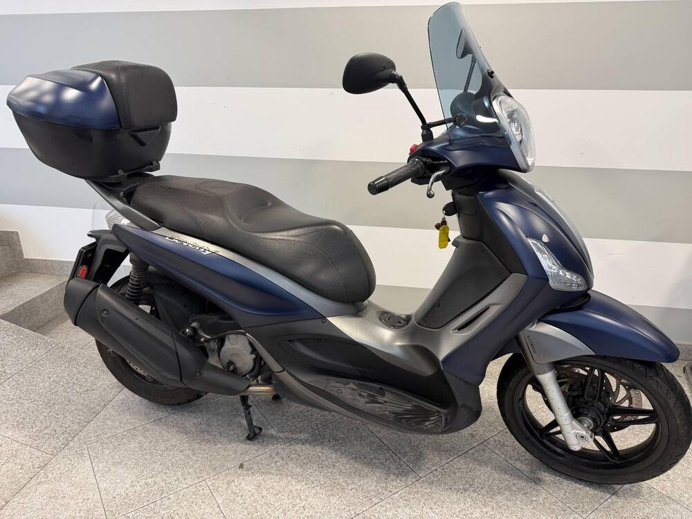 Piaggio Beverly 350 S ABS (2019 - 20) (2)