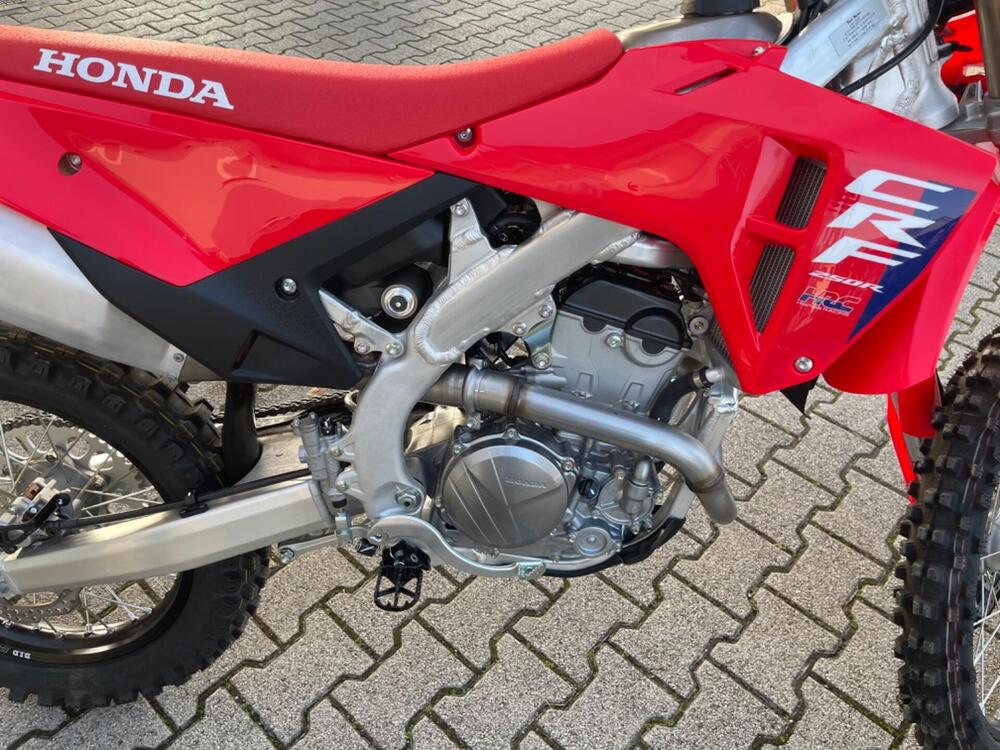 Honda CRF 250 RX Enduro (2026) (7)