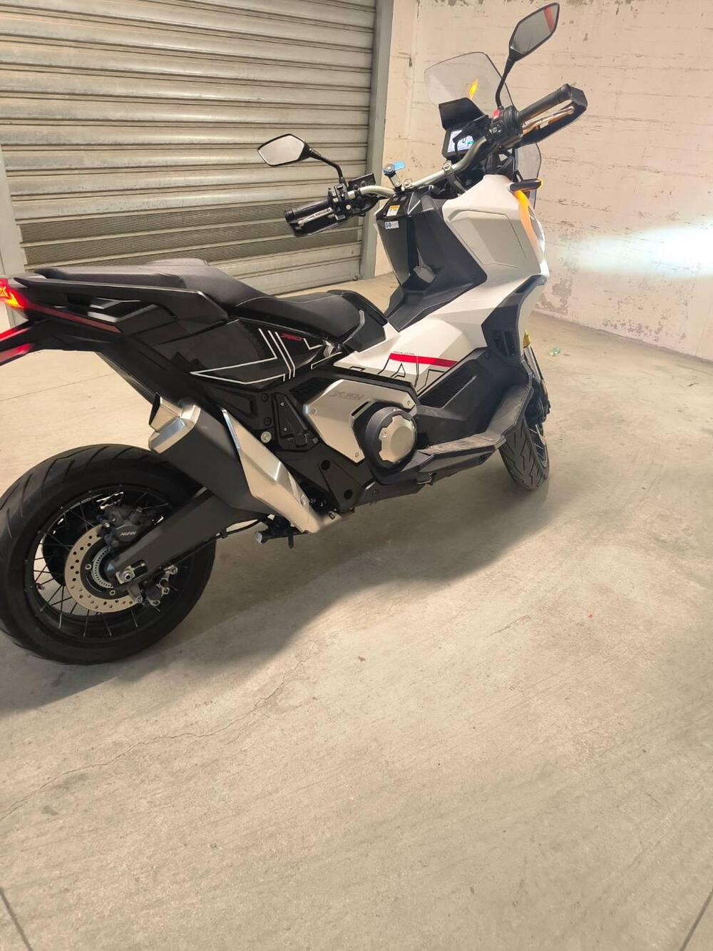 Honda X-ADV 750 DCT (2021 - 24) (4)