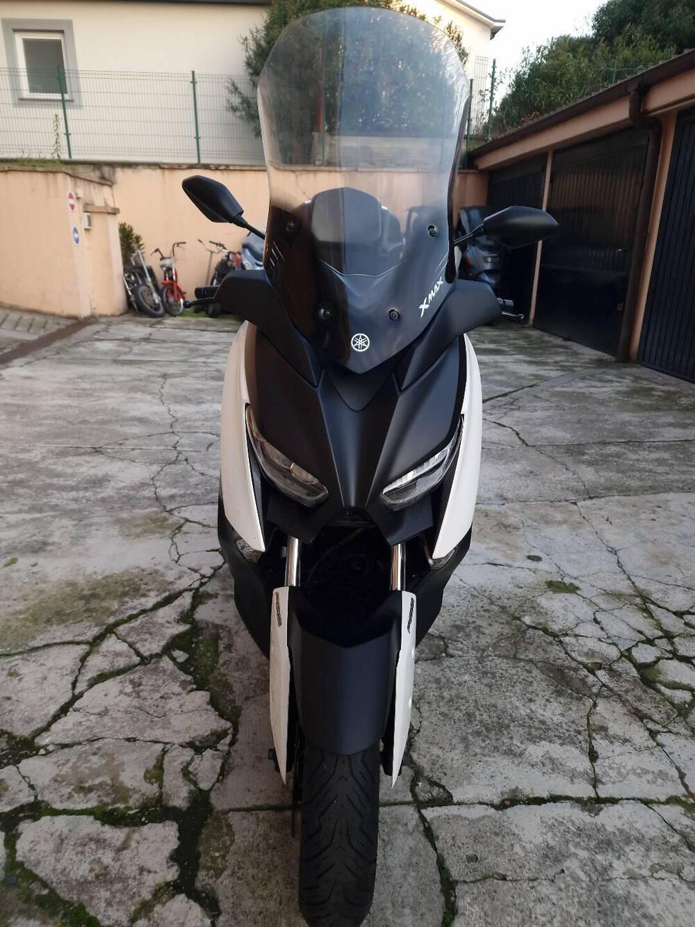 Yamaha X-Max 300 ABS (2017 - 20) (4)