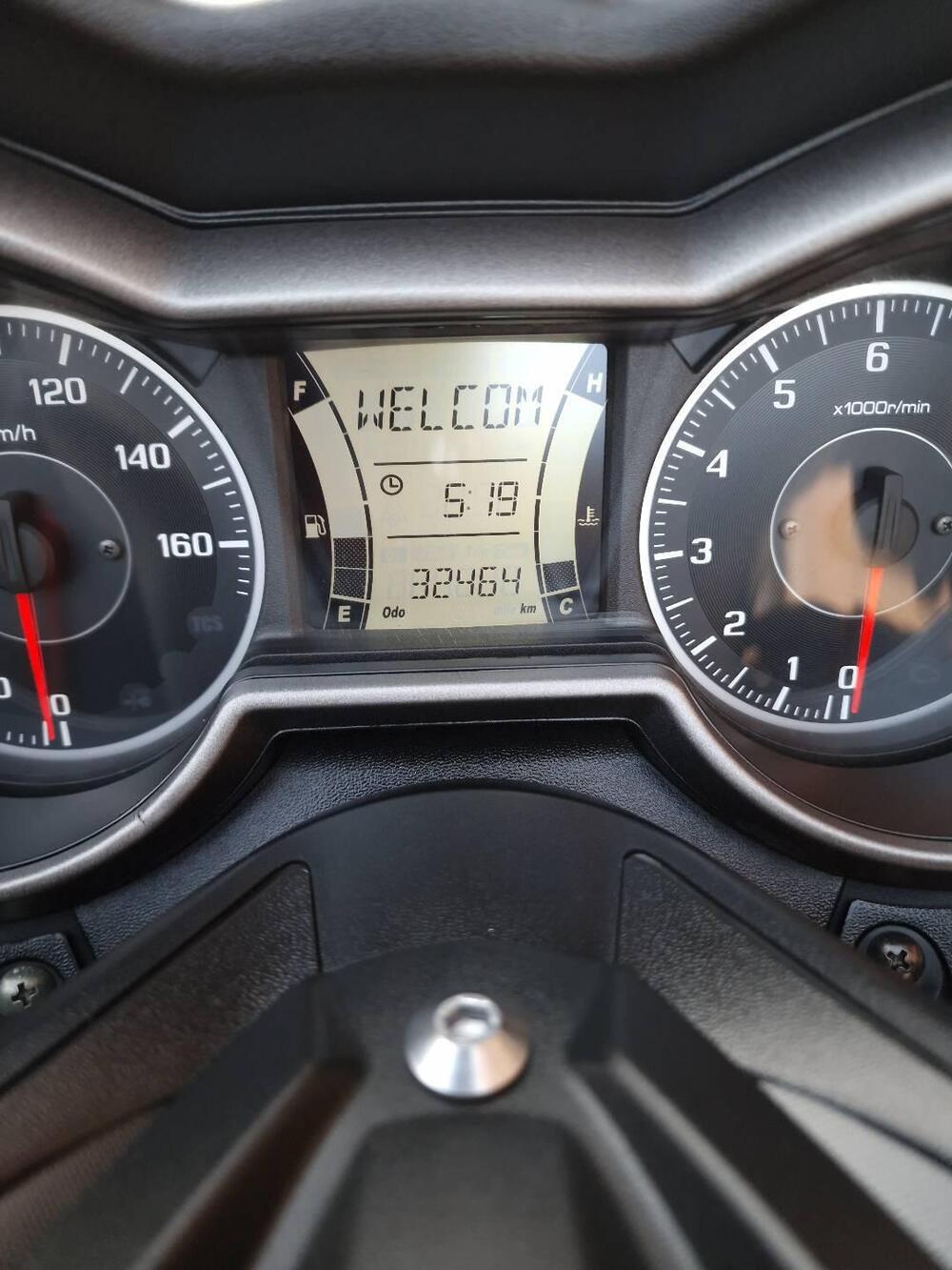 Yamaha X-Max 300 ABS (2017 - 20) (11)