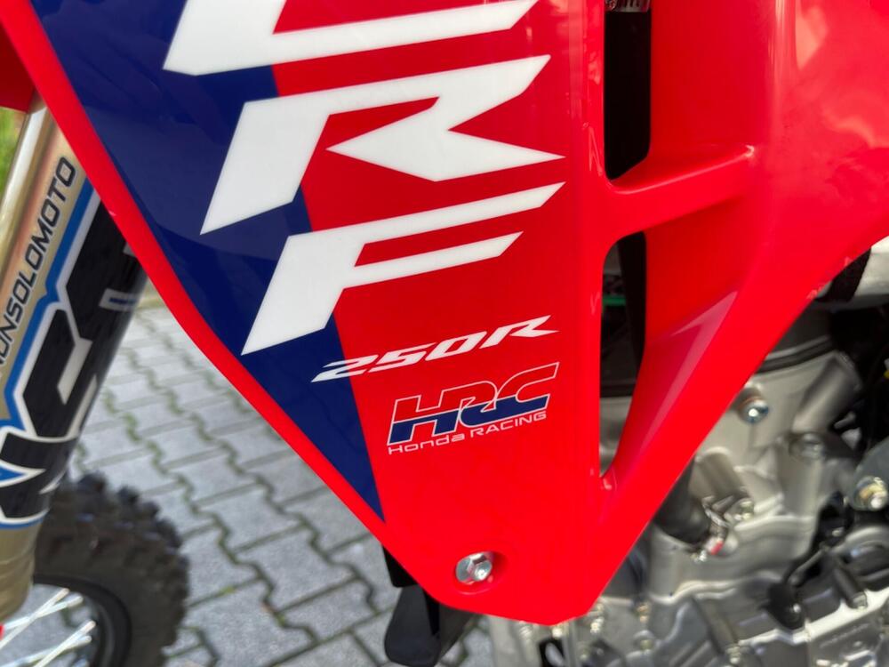Honda CRF 250 R (2026) (3)