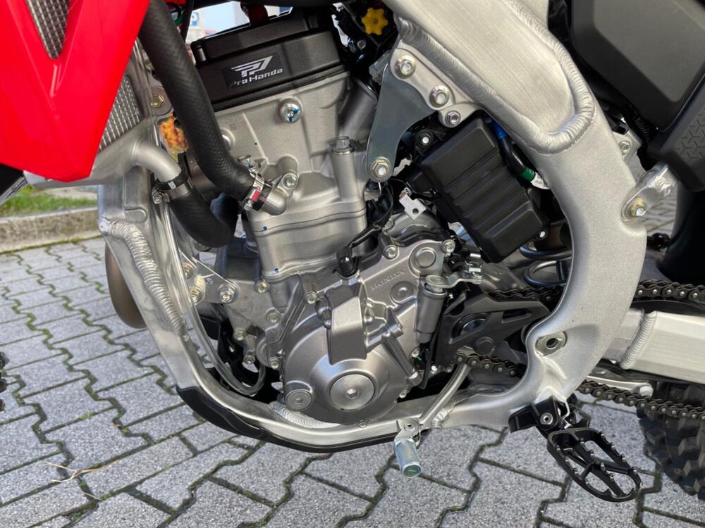 Honda CRF 250 R (2026) (4)