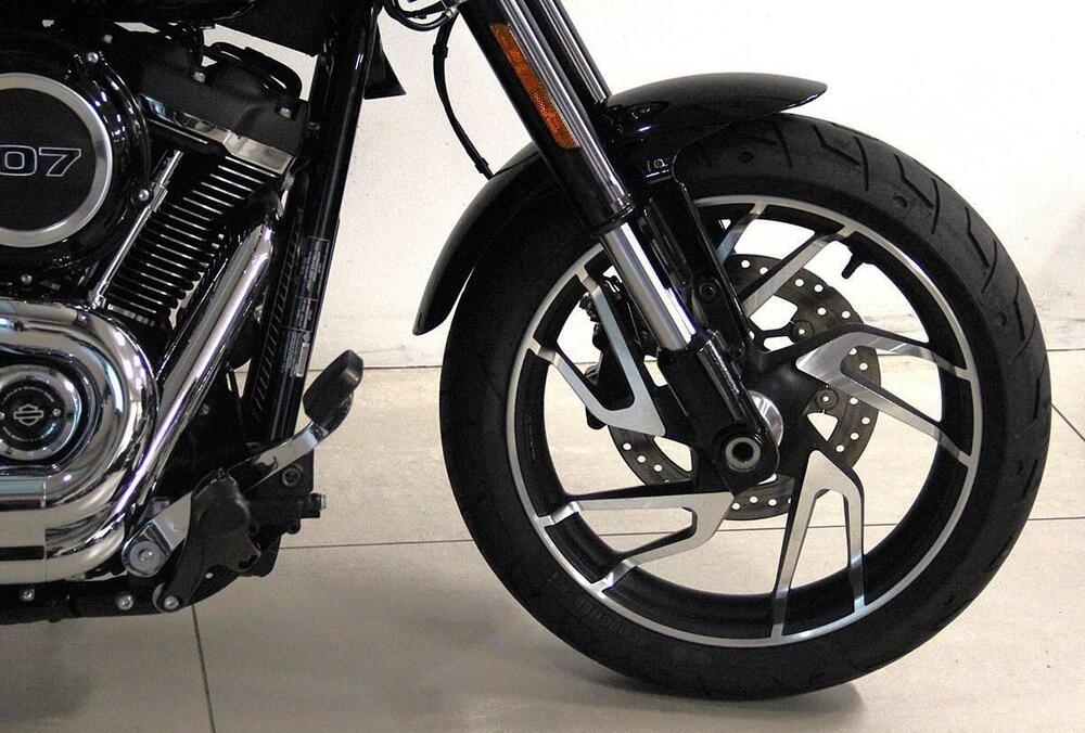 Harley-Davidson Sport Glide (2021 - 25) (2)