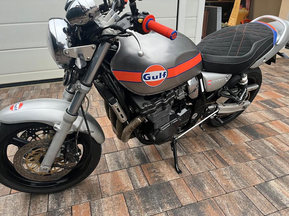 Suzuki GSX 750 (1998 - 03) (2)