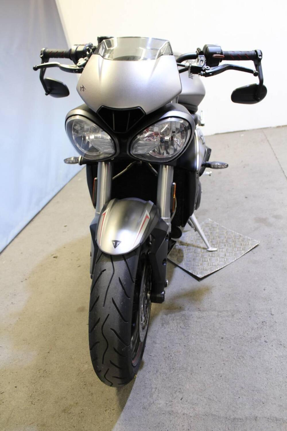 Triumph Street Triple RS (2017 - 19) (13)